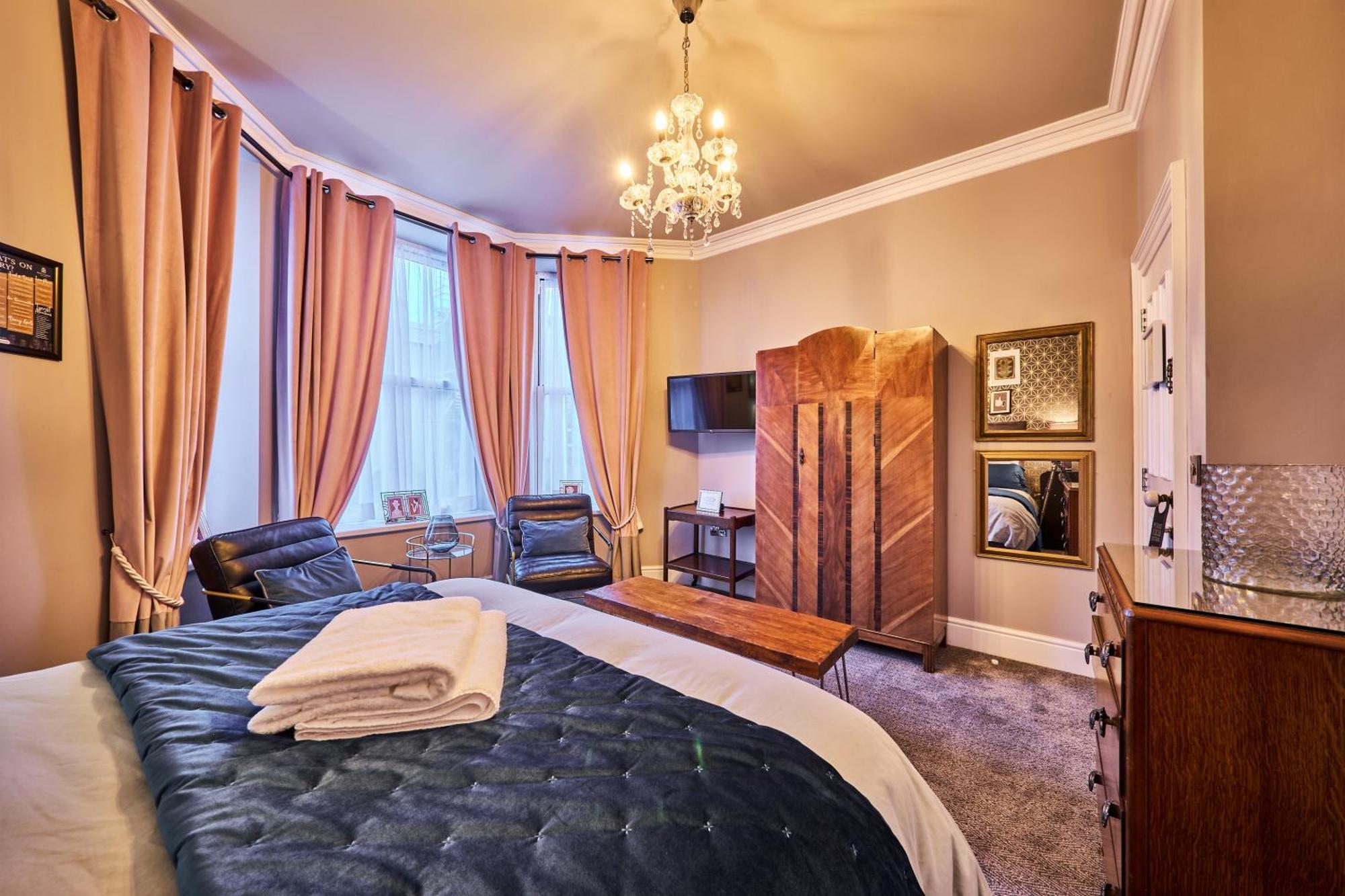 Art House Villa Londonderry Ngoại thất bức ảnh