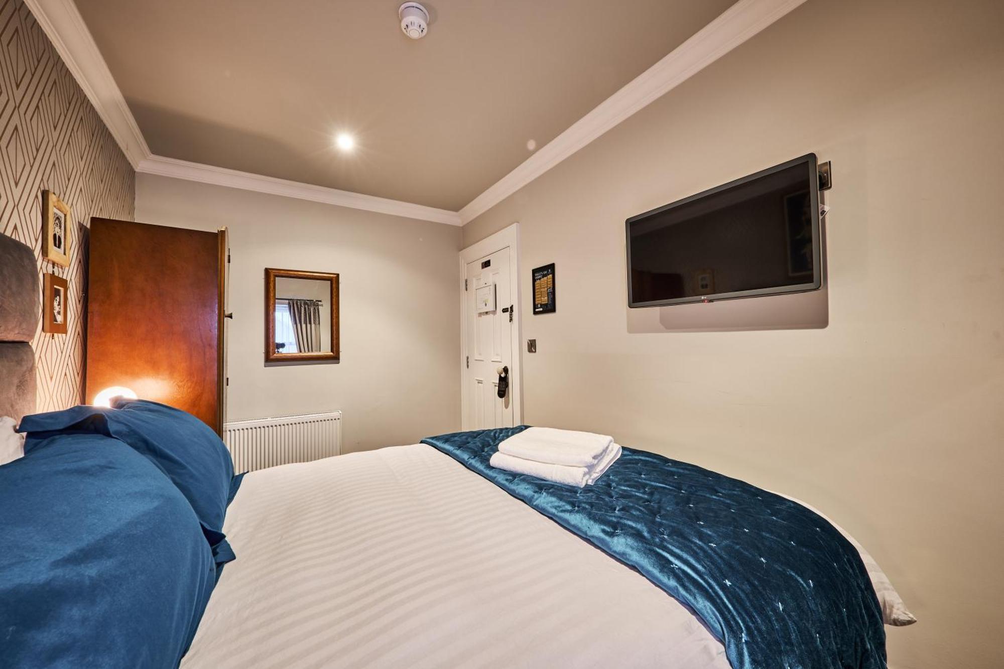 Art House Villa Londonderry Ngoại thất bức ảnh